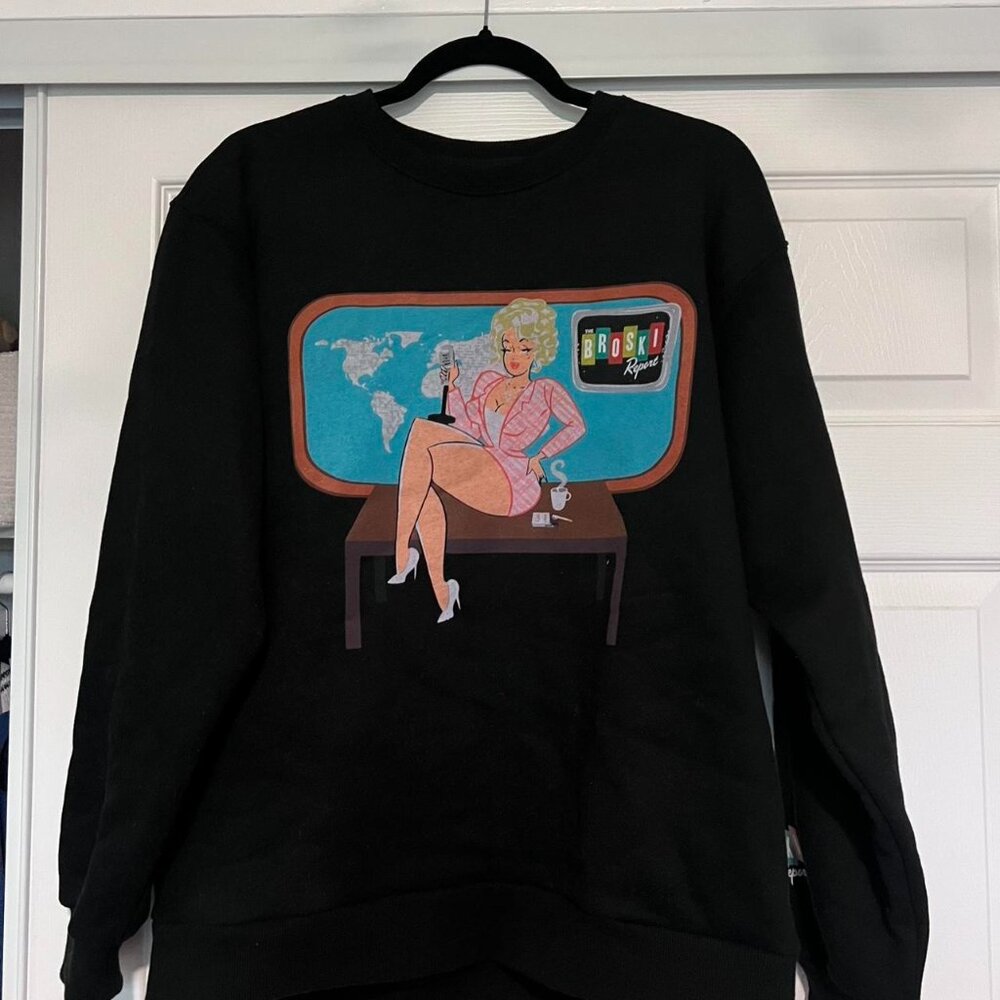 Women's Black Sweatshirt
